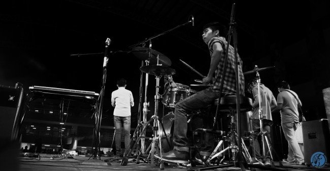 One of the featured bands jams with the audience during the fiesta's Musikahan 2015. Photo by Mark Louie Balladares