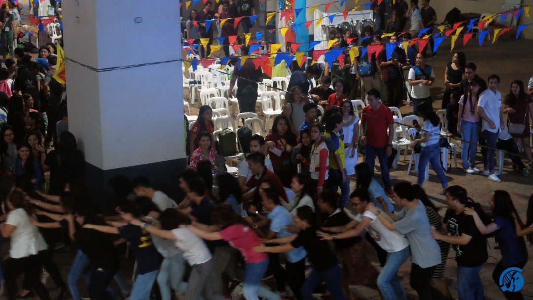 THE GLOBAL VILLAGERS. Boisterous laughters from AISEC organizers and participants lighten up the Arrupe Hall while extending the event through fun activities. (Photo by Joseph Nasser)