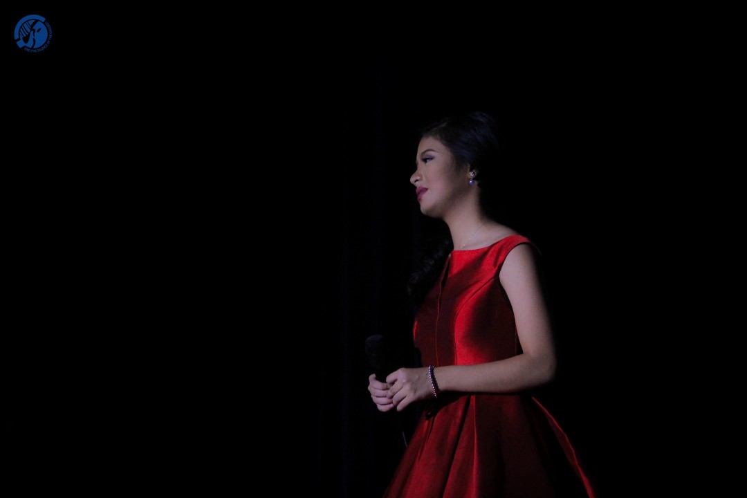 Star Search performer Fatima Malate of the Social Sciences cluster was unable to perform properly due to a technical glitch. Photo by Alexis Mathew Reyes