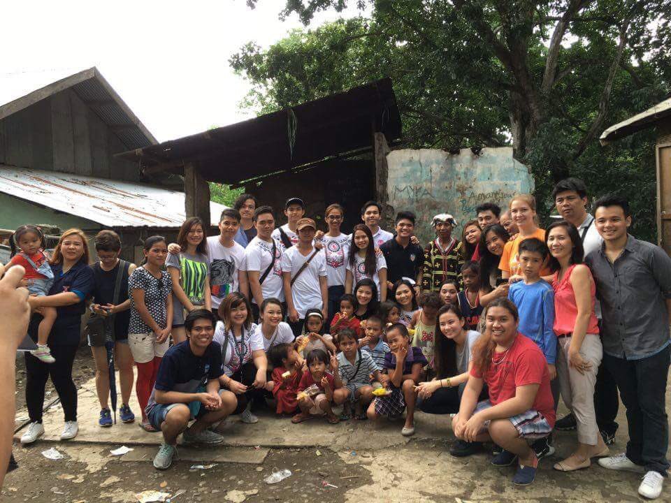Students from the SS cluster with members of the IP communities. Photo taken from @paulinemalate